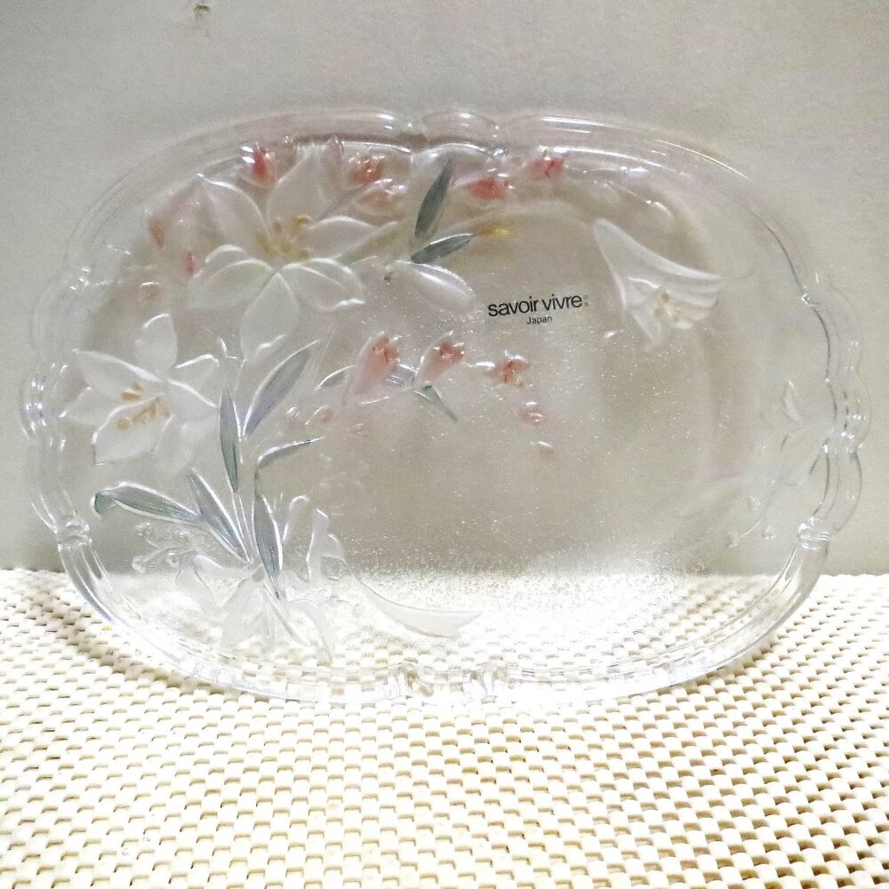 Savoir Vivre by Mikasa Glass Canape Plate Dish Frosted Embossed Lilies Japan